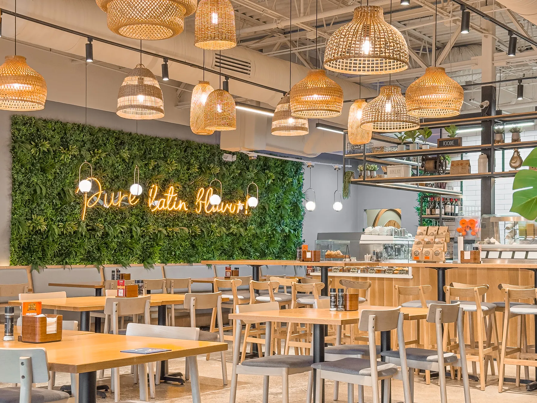 Dining room of a new-format El Balcón